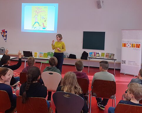 Charlotte Habersack in der Bürgerschule Charlotte Habersack in der Bürgerschule