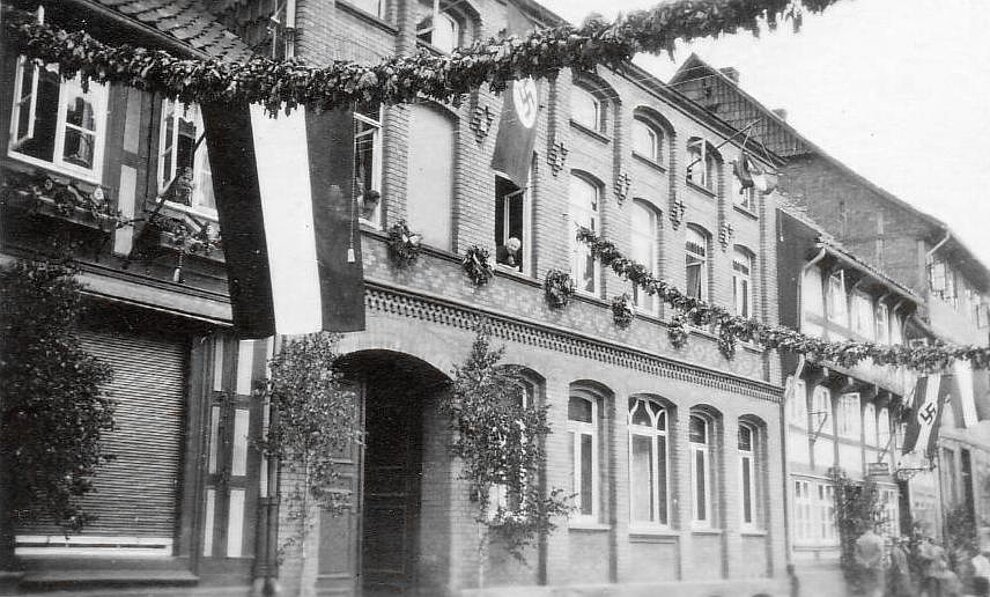 HolzerStr1930er-02-BrauereiSchanzkeller